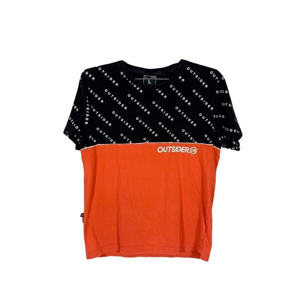 🌟 CROPP “Outsider” T Shirt Regular Fit Size L